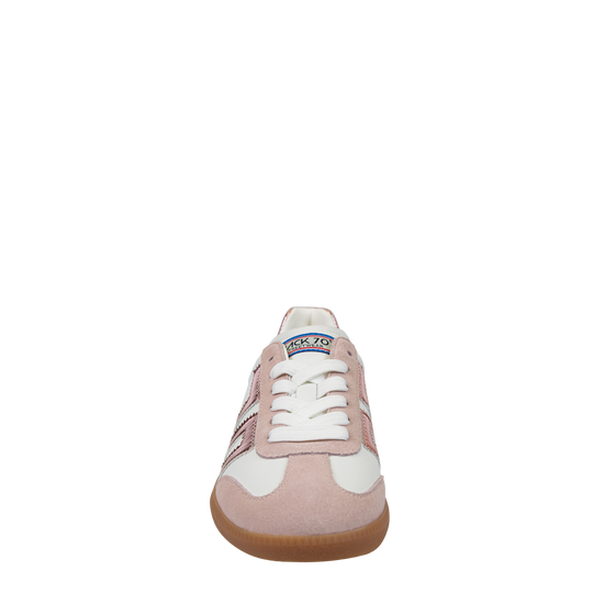 CLOUD in PINK Sneakers