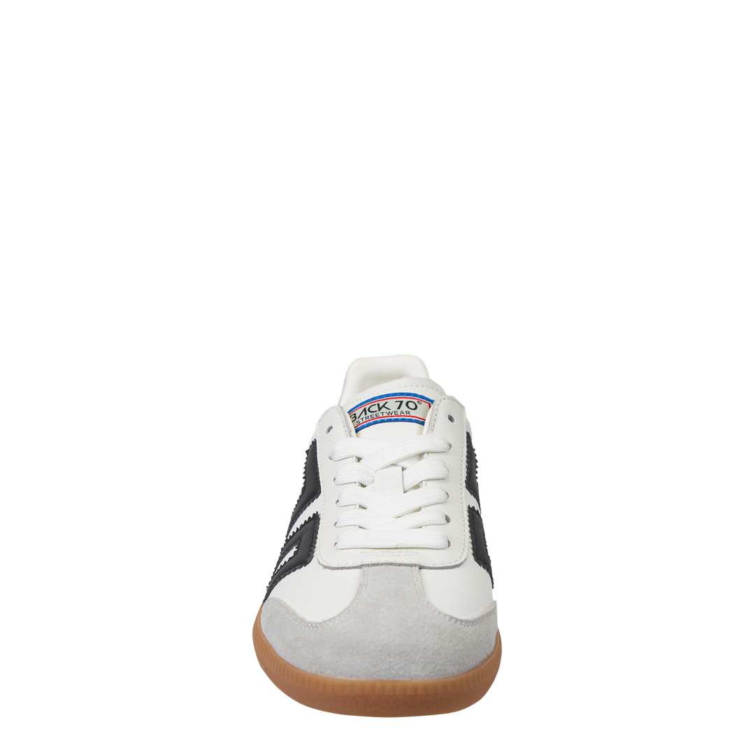 CLOUD in WHITE BLACK, front view