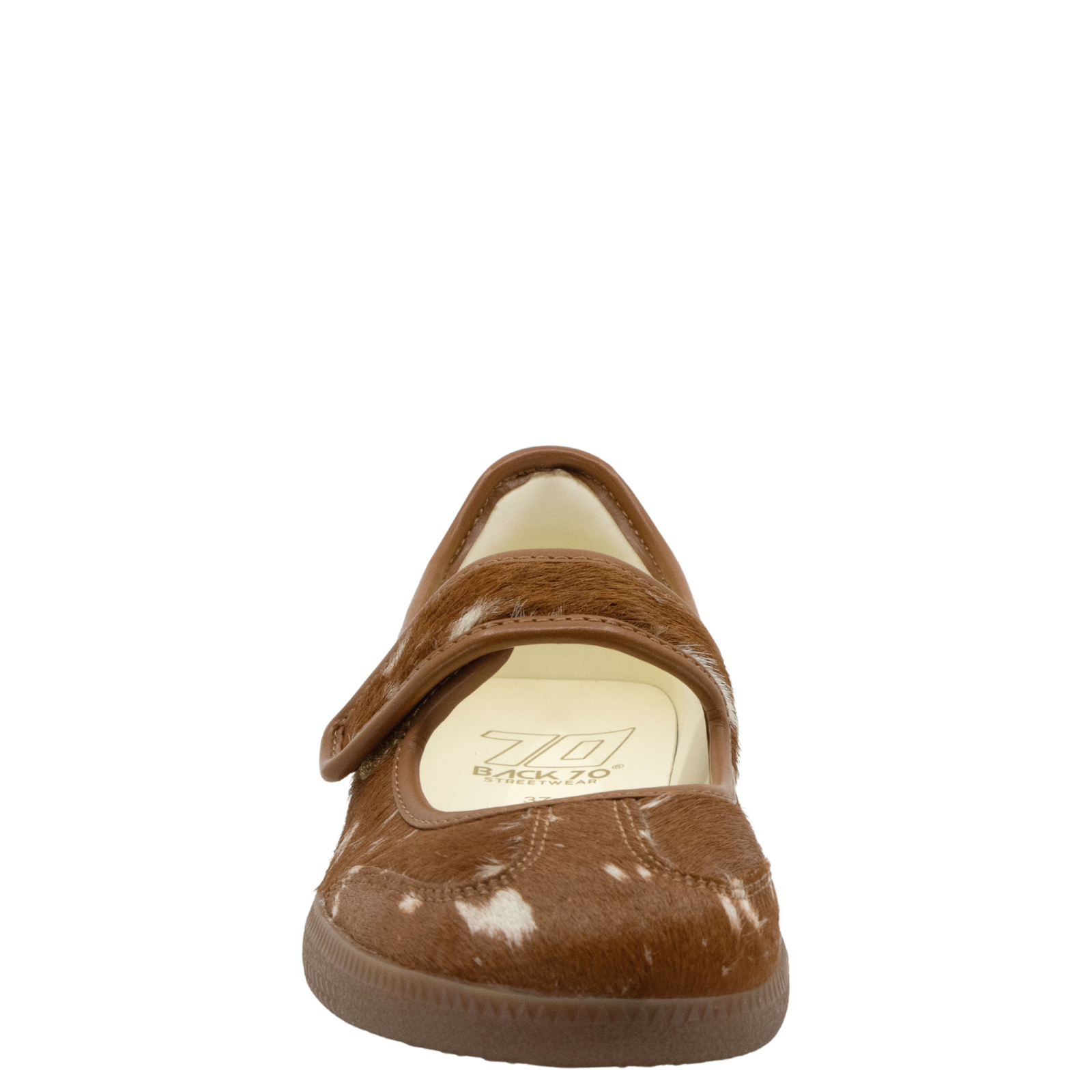 AYA in SIKA MILK, front view