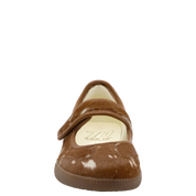 AYA in SIKA MILK, front view