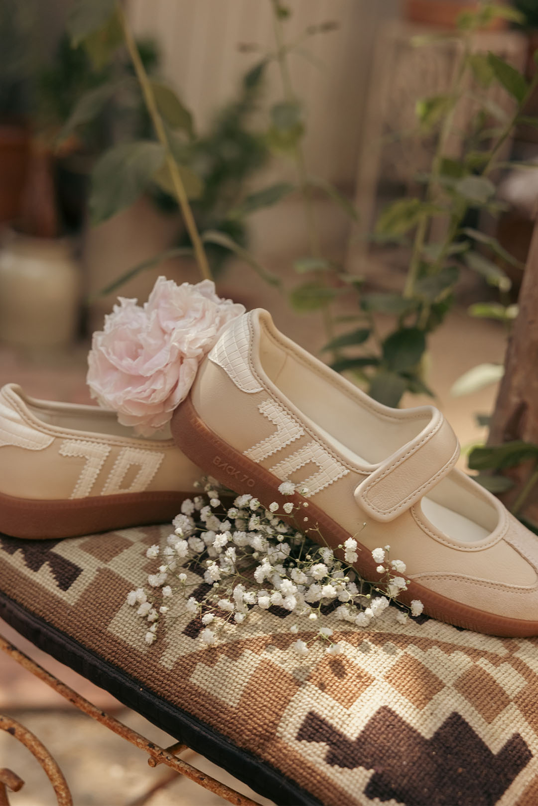 b2-back-70-aya-beige-milk-05-3.jpg