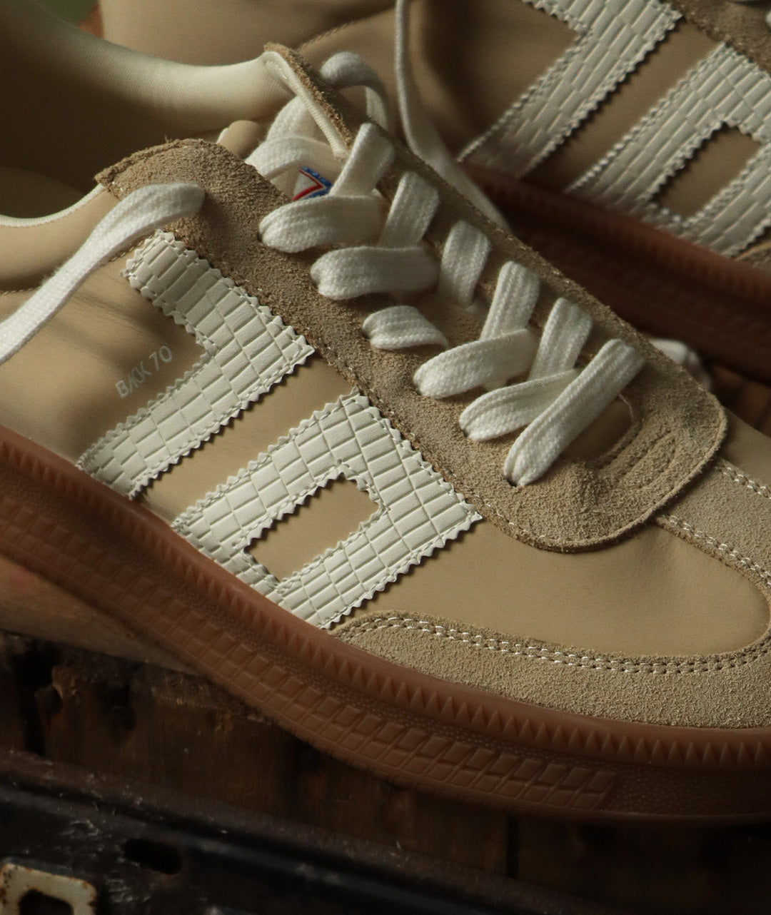 back-70-double-y-beige.jpg