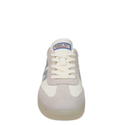 BOSTON 2502 in METALLIC SILVER, front view