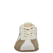 BOXEUR in TAN Sneakers