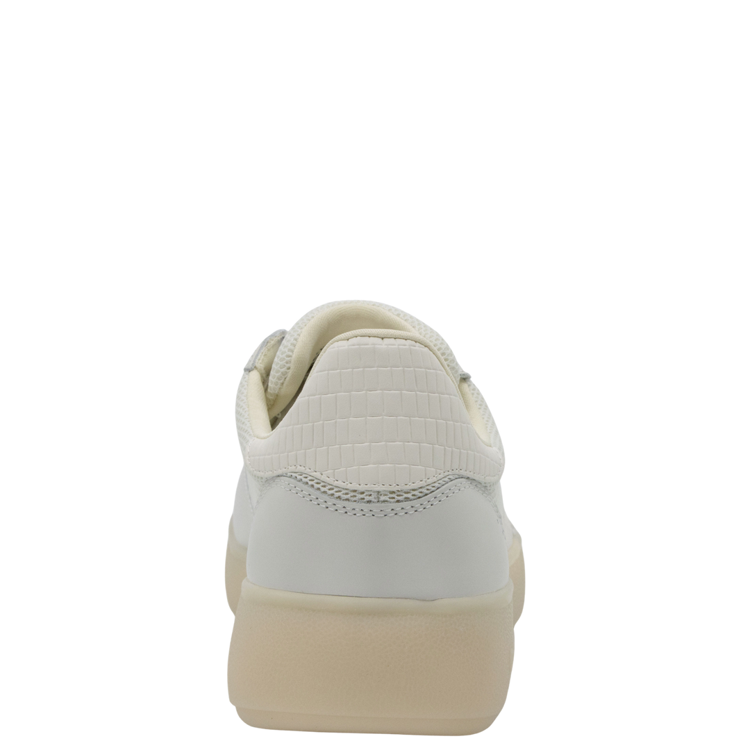 BROOKLYN M26 in WHITE Sneakers