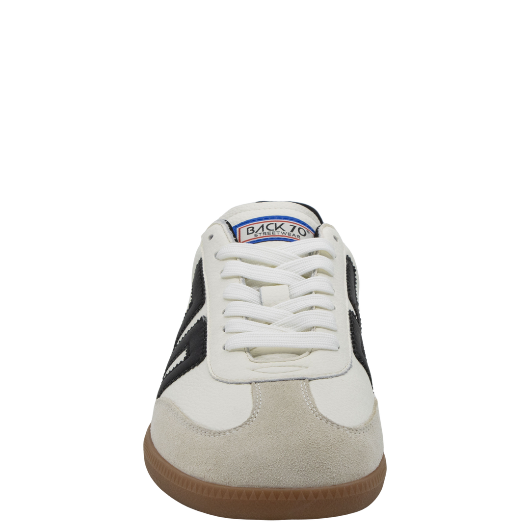 CLOUD 600 in WHITE BLACK Sneakers