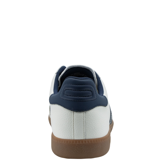 CLOUD 600 in WHITE NAVY Sneakers