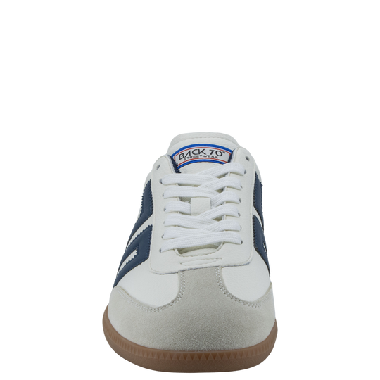 CLOUD 600 in WHITE NAVY Sneakers