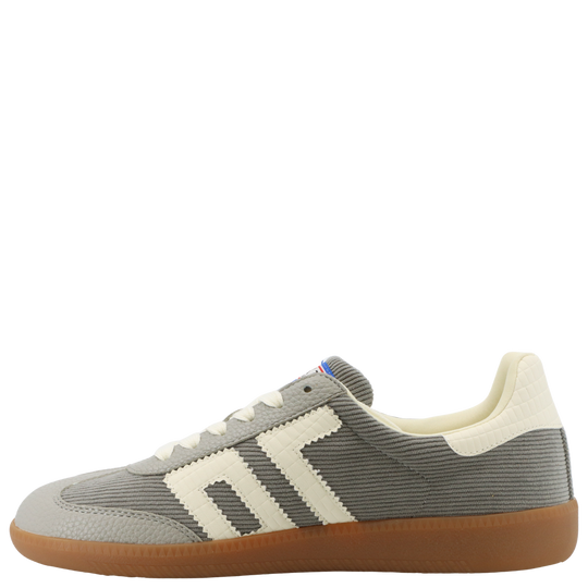 CLOUD C in GREY MILK Sneakers