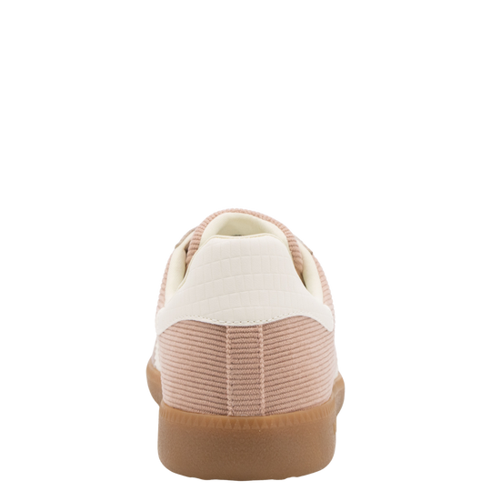 CLOUD C in NUDE MILK Sneakers