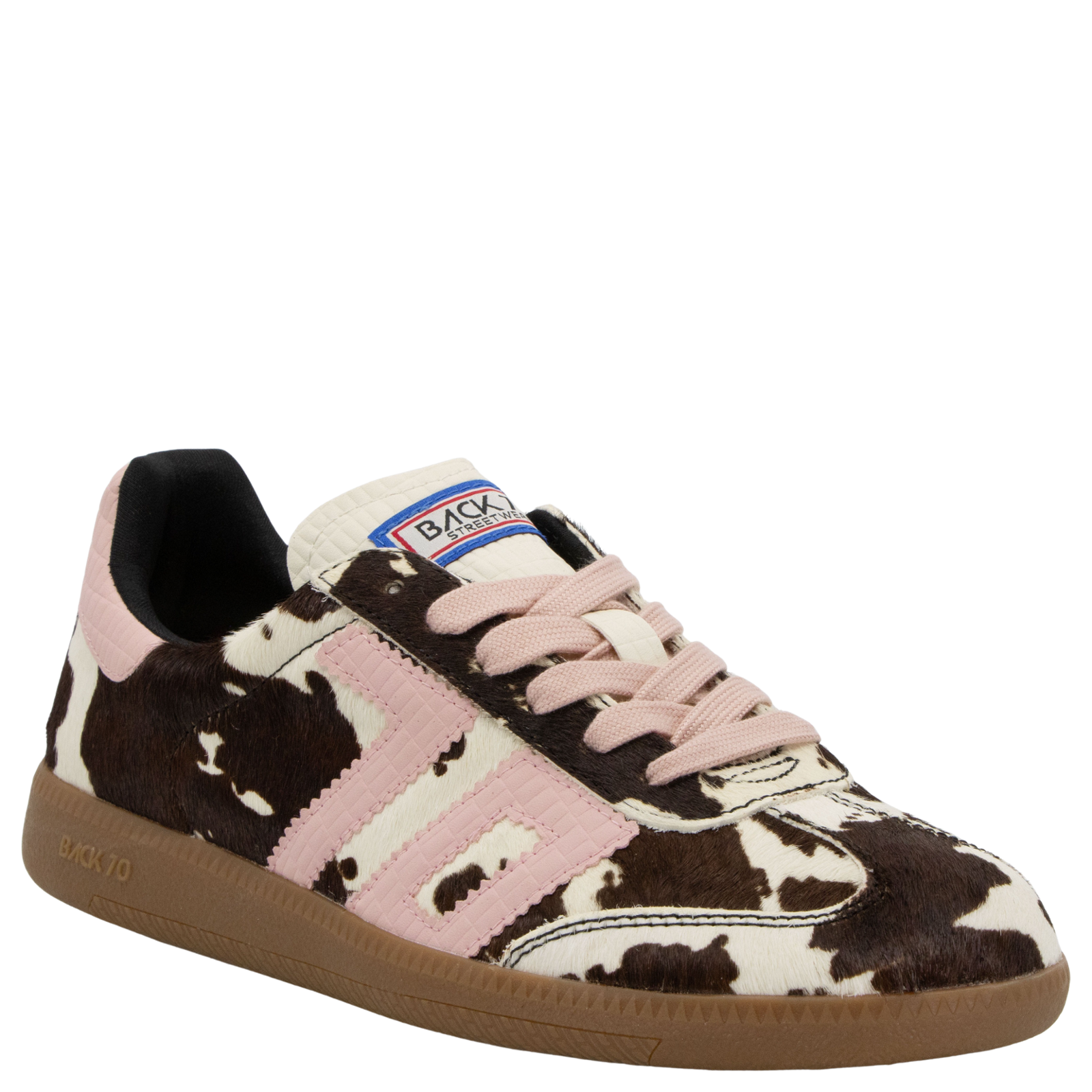cloud-cl-cow-brown-white-pink-standard.1600_ec5d0b56-c85f-4500-865d-168b2a1afc61.png