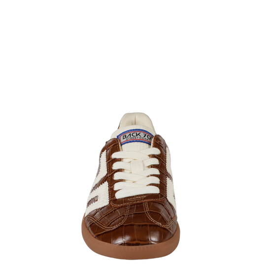 CLOUD K in BROWN MILK, front view