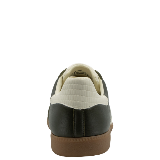 CLOUD NC 600 in OLIVE MILK Sneakers