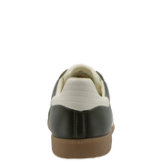 CLOUD NC 600 in OLIVE MILK Sneakers