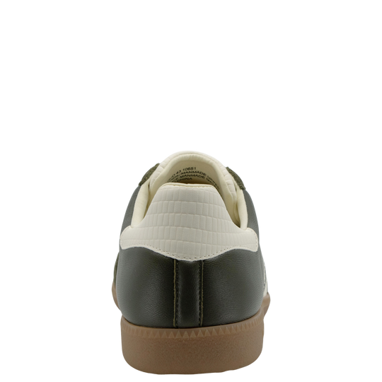 CLOUD NC 600 in OLIVE MILK Sneakers