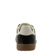 CLOUD NC in BLACK MILK Sneakers