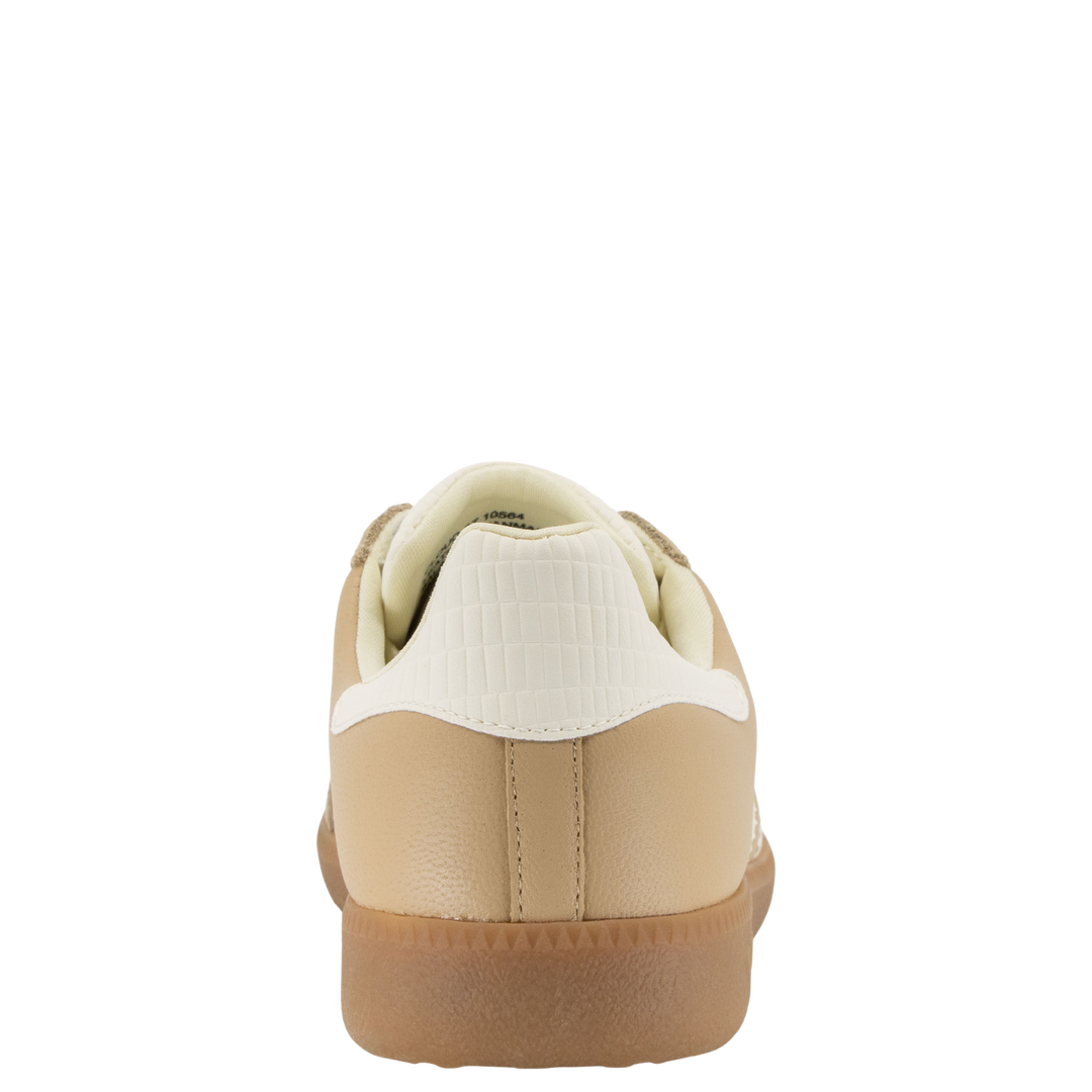 CLOUD NC in SAND MILK Sneakers