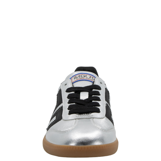 CLOUD NM in SILVER BLACK Sneakers