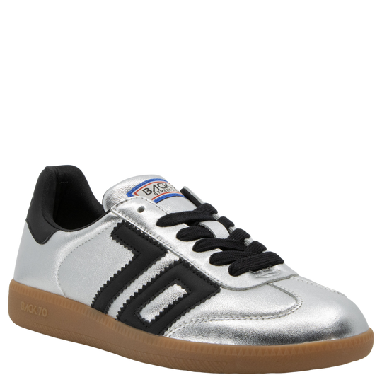 CLOUD NM in SILVER BLACK Sneakers