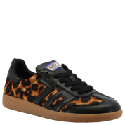 CLOUD P in LEOPARD BLACK Sneakers