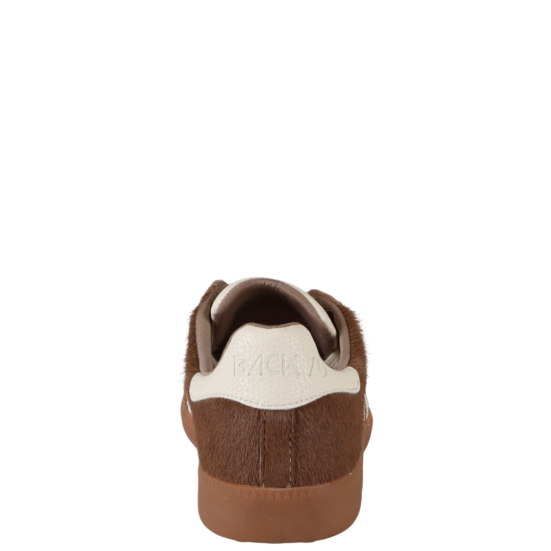 CLOUD P in TAUPE MILK, back view