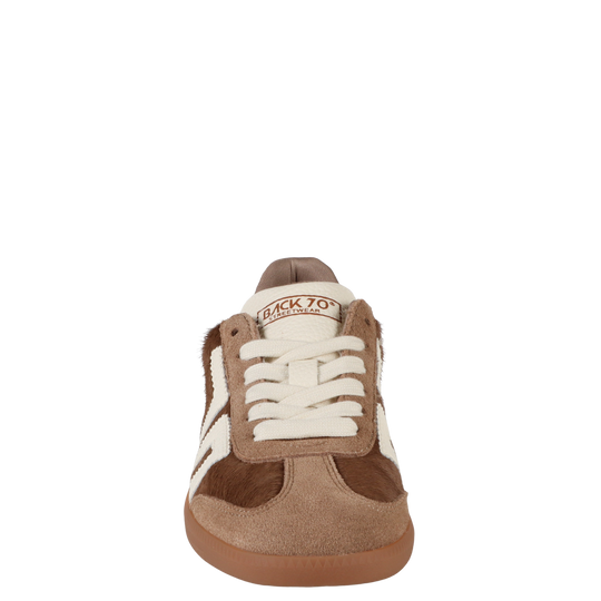 CLOUD P in TAUPE MILK, front view