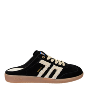 EASTER in BLACK, right view