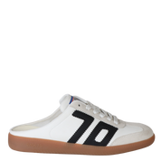 EASTER in WHITE BLACK, right view