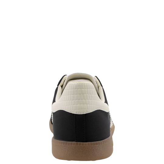 GHOST 600 in BLACK Sneakers