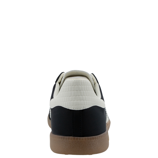 GHOST 600 in BLACK Sneakers