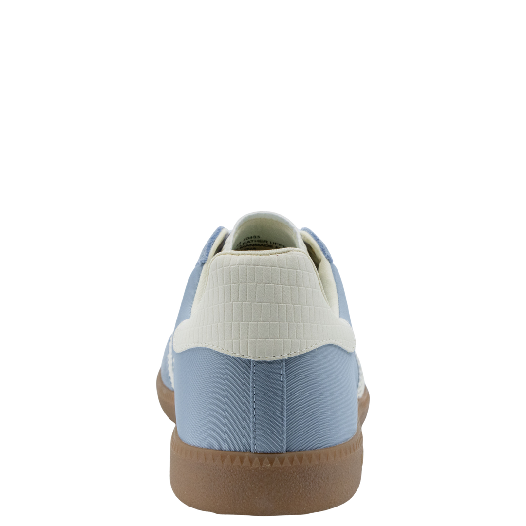 GHOST 600 in SKY Sneakers