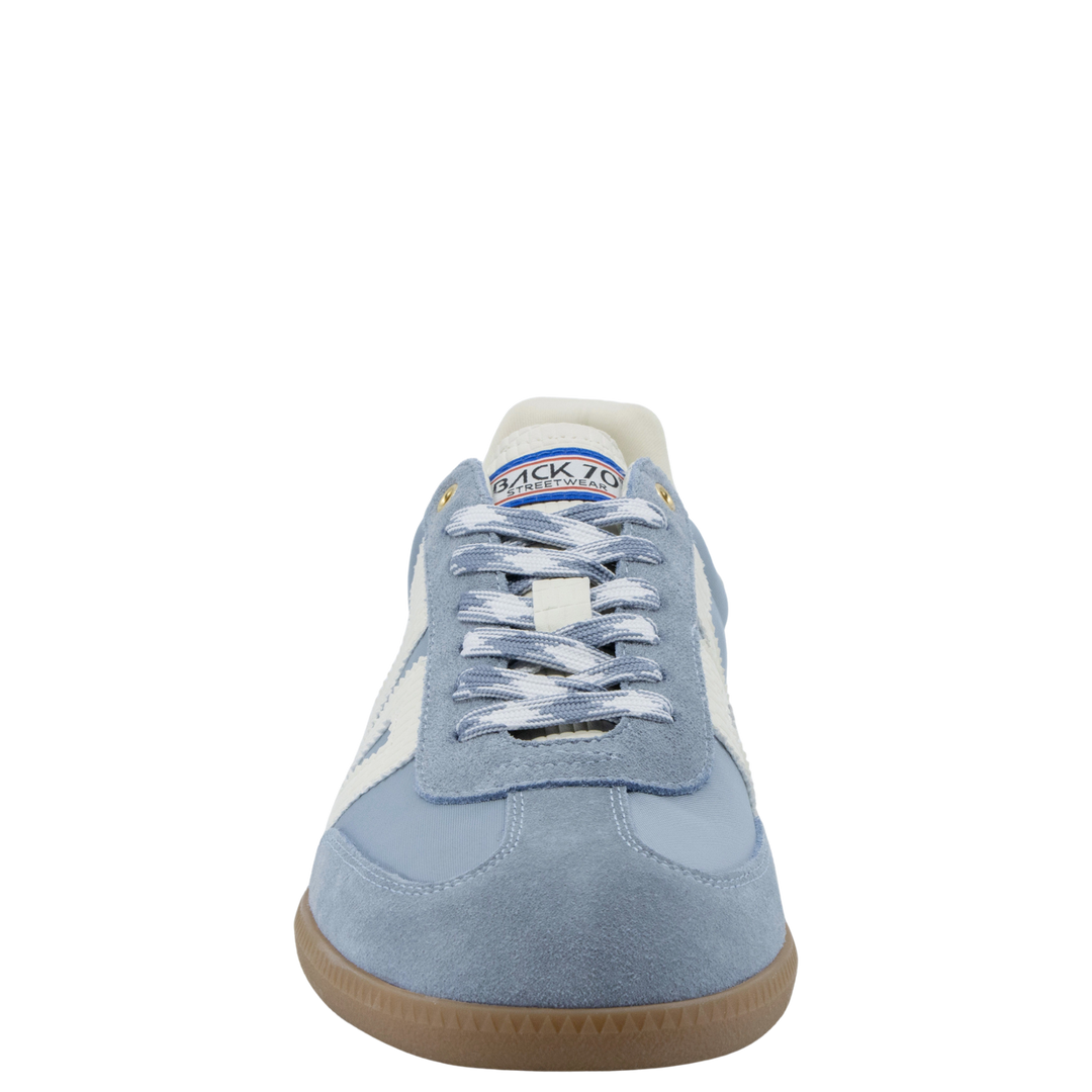 GHOST 600 in SKY Sneakers
