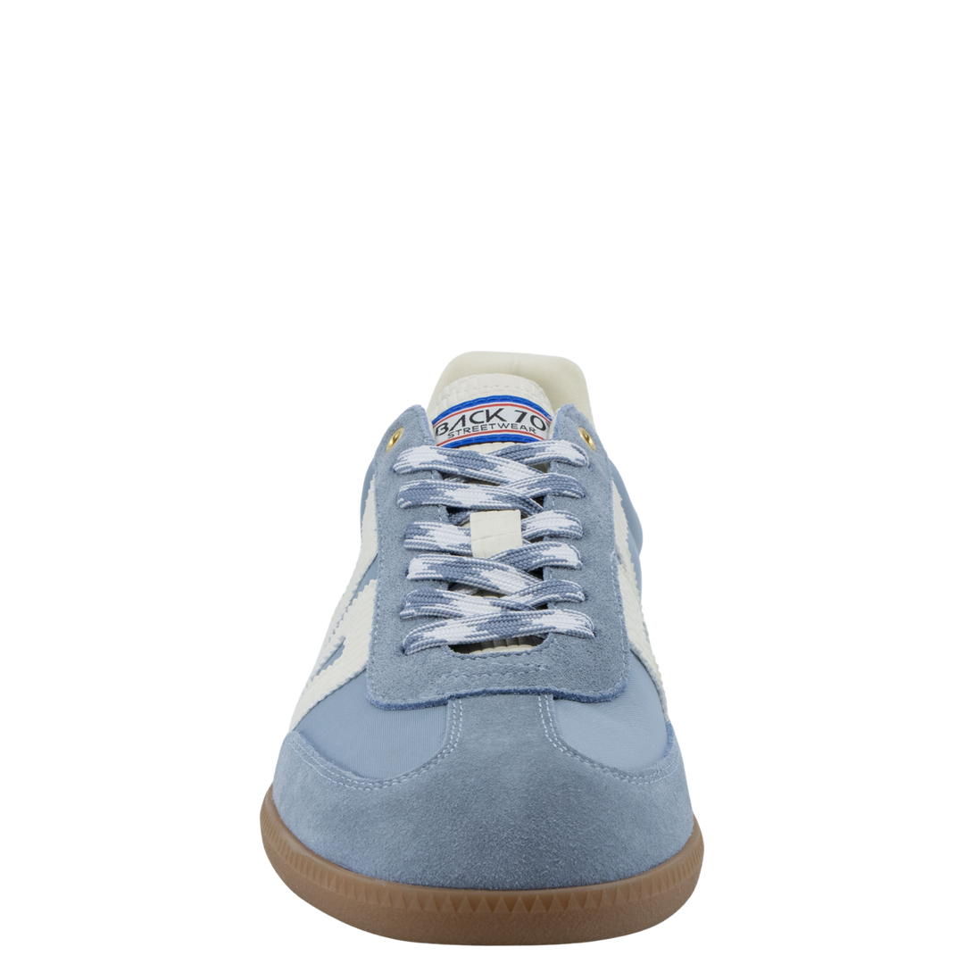 GHOST 600 in SKY Sneakers