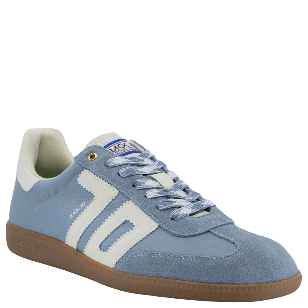GHOST 600 in SKY Sneakers