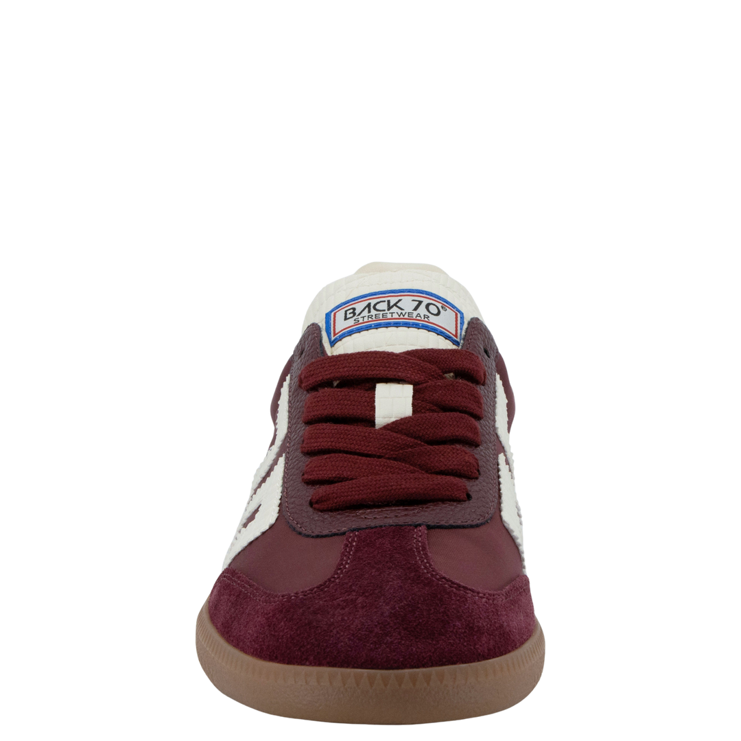 GHOST in WINE MILK Sneakers