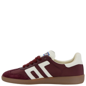 GHOST in WINE MILK Sneakers