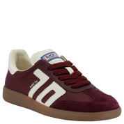 GHOST in WINE MILK Sneakers