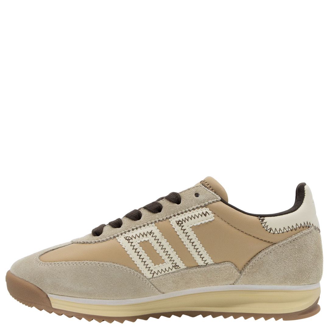 JOGGER Z in BEIGE MILK COFFEE Sneakers