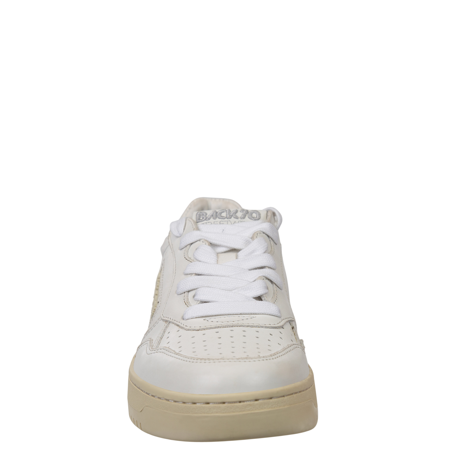 SLAM in WHITE Sneakers