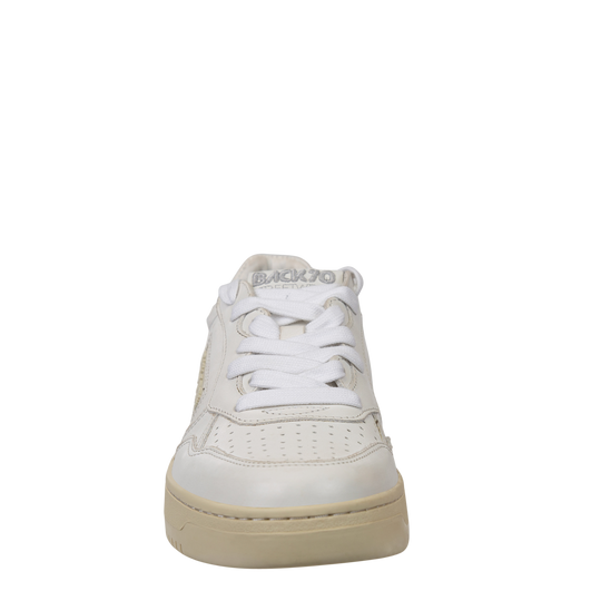 SLAM in WHITE Sneakers